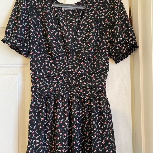 Urban Outfitters Dresses & Skirts - OU Emmy Ruched Short Sleeve Dress